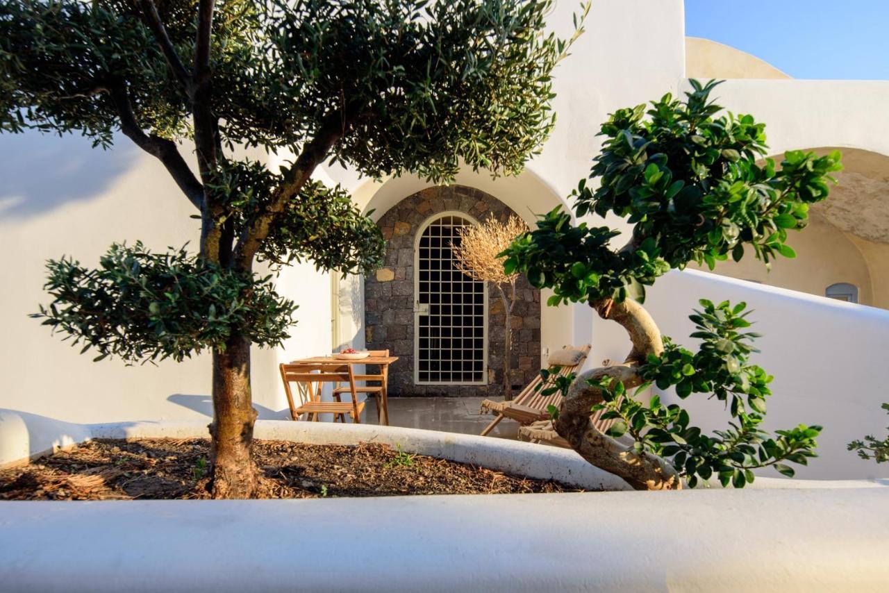 Oia Treasures Art Suites Eksteriør bilde
